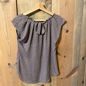 LC Lauren Conrad Dove Gray Pleat
Neck Blouse